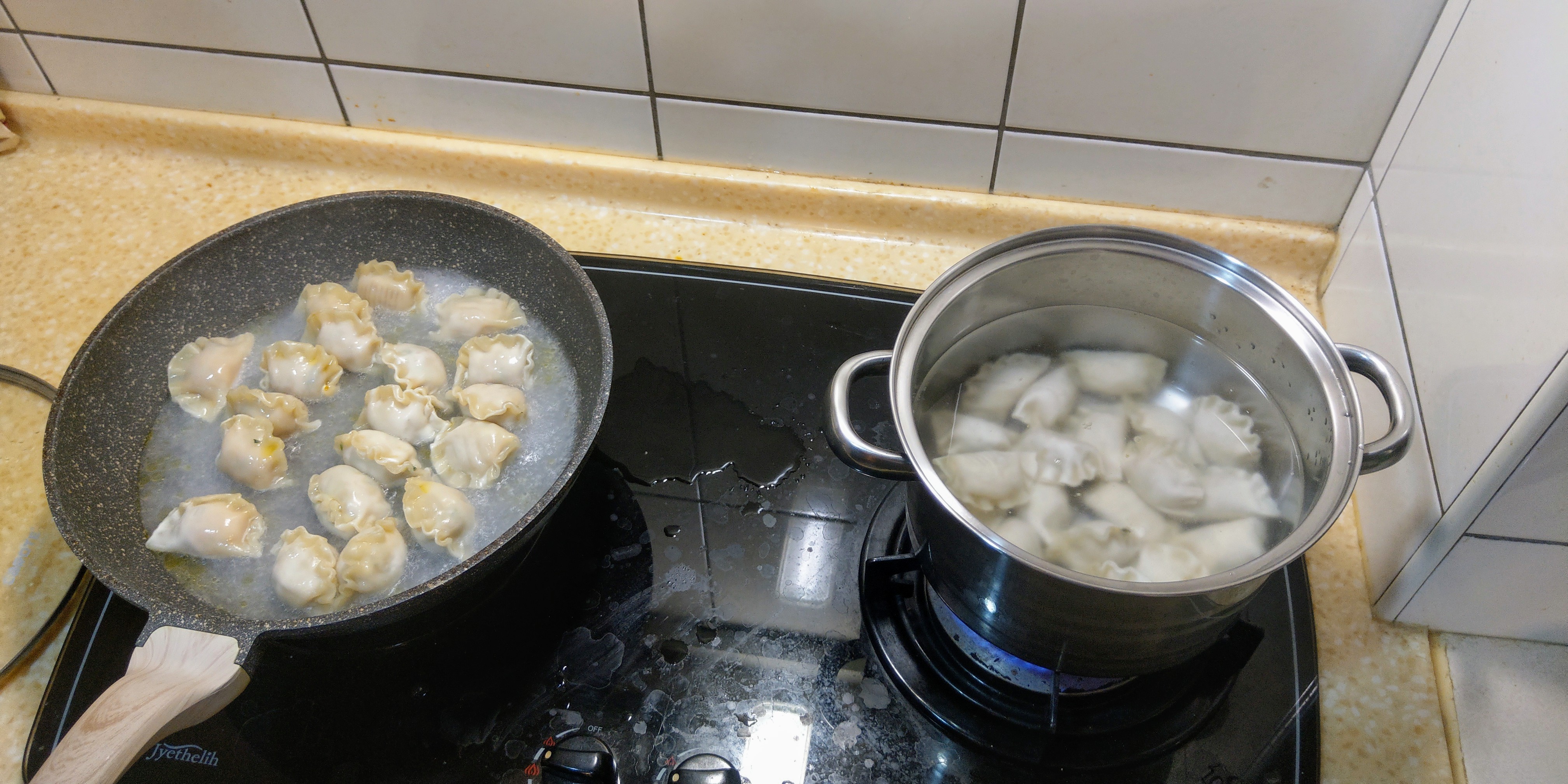 標太郎水餃燙煎兩種