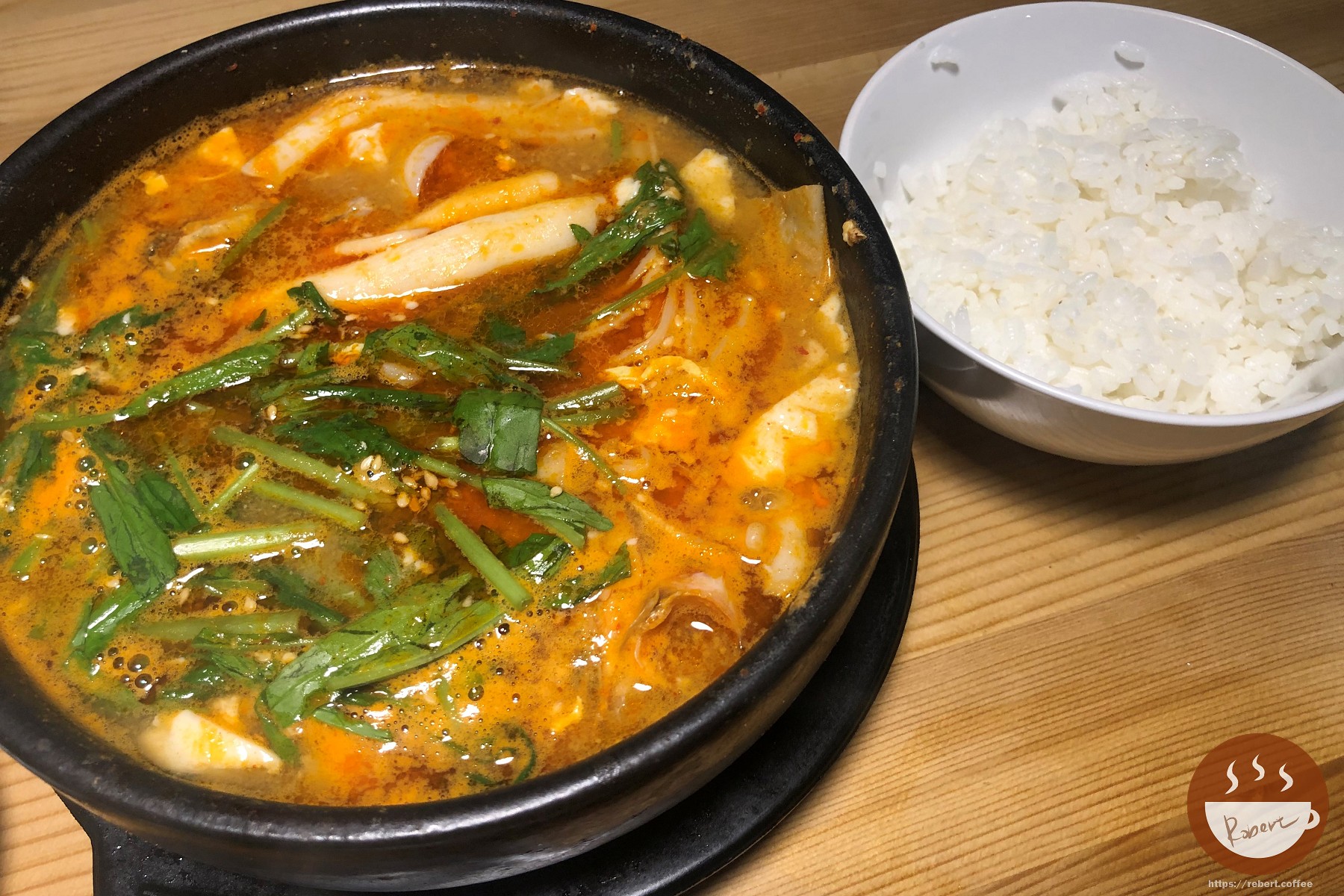 Woodid우리手作韓食韓式海鮮豆腐鍋，附有一碗白飯